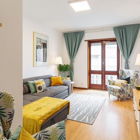 Host Wise Apartment Porto Luaran gambar