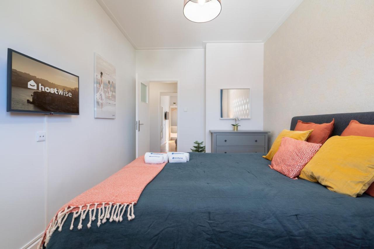 Host Wise Apartment Porto Luaran gambar