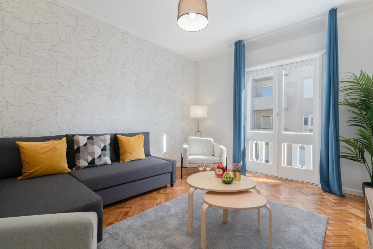 Host Wise Apartment Porto Luaran gambar