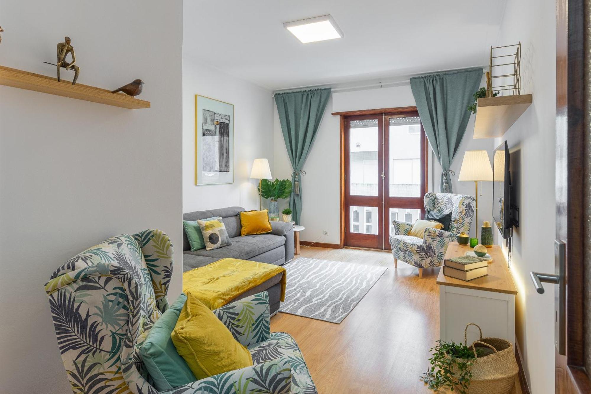 Host Wise Apartment Porto Luaran gambar