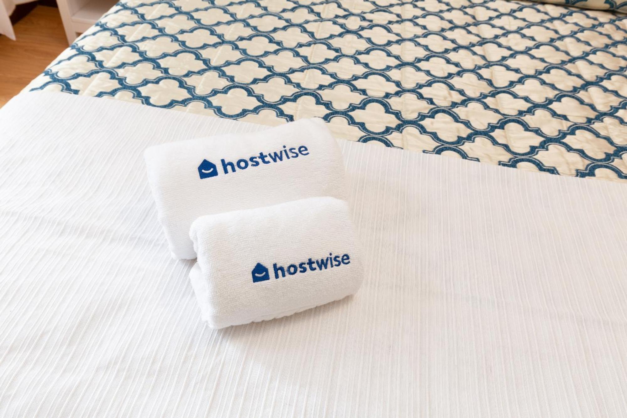 Host Wise Apartment Porto Luaran gambar