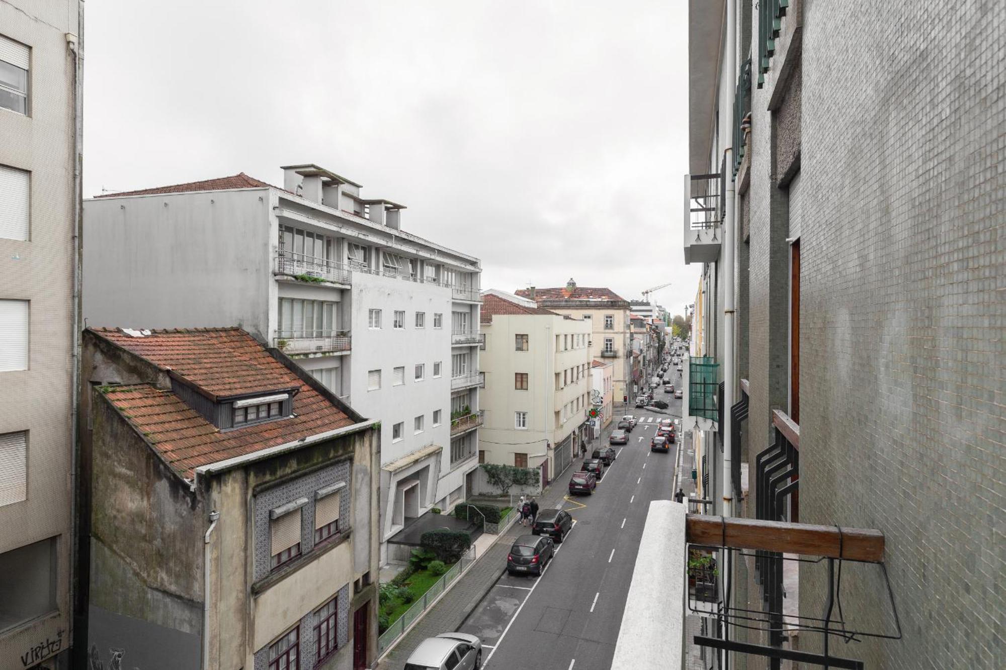 Host Wise Apartment Porto Luaran gambar